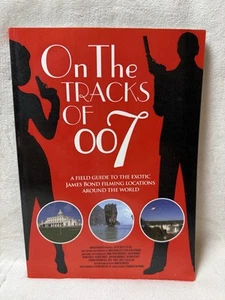 On the tracks of 007 James Bond by Mulder Paperback Book, Movies A Field Guide - Picture 1 of 7