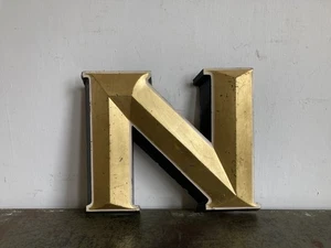 Vintage großer schwerer aufgearbeiteter Kneipen Buchstabe N Schild Deko Ausschlachten - Bild 1 von 21