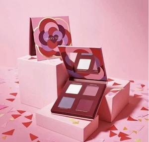 Mary Kay Limited-Edition 60th Anniversary Eye Shadow Palette New - Picture 1 of 2