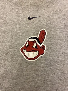 Men's Nike Chief Wahoo Sleeveless Shirt Size Medium - Picture 1 of 9
