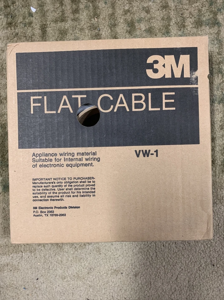 3M VW-1 Flat Cable Ribbon Red/grey 9 Min Mil Avg 100 Ft 30.5 M 80-6100-8842-1 - Image 1 of 3