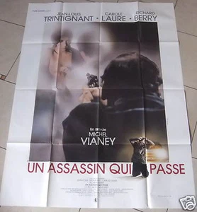 AFFICHE DE CINÉMA 160 x 120 cm - UN ASSASSIN QUI PASSE - ANNÉE 1981 - Picture 1 of 1
