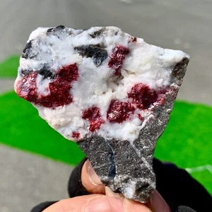 114G Cinabrio Rojo Natural con Racimo de Calquita de Roca Chakra Muestra Espiritual - Imagen 1 de 22