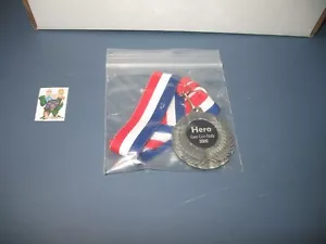 =Axis Allies Miniatures Hero Medal Gen Con Indy 2005 = - Bild 1 von 1