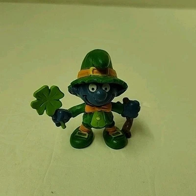 Vintage Smurfs Figure Leprechaun Smurf St Patricks Day Schleich Peyo PVC 1982 - Image 1 of 4