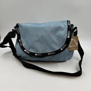Borsa messenger LeSportsac blu denim realizzata con materiali riciclati tracolla nuova con etichetta - Foto 1 di 14