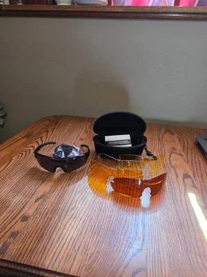 RANGE MAXX SPORTS GLASSES WITH 5 LENS - FISHING, GOLFING & MORE Foto 1 de 2