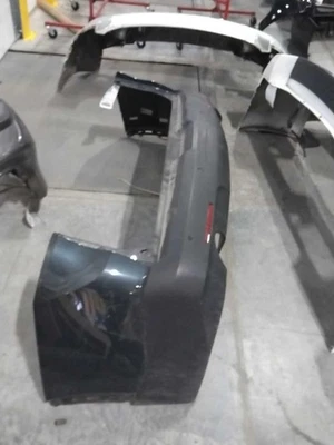 Cubierta de parachoques trasero de dos piezas Premier para 18-21 TRAVERSE 410820 Foto 1 de 2