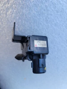 ✅️ 1997-2001 Honda Prelude Sensor Vent Pressure e1t38174 Canister OEM - Picture 1 of 3