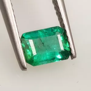 0.67 CT - Natural Zambian Emerald Octagon Shape Good Luster Green Gem - 7347 - Bild 1 von 2