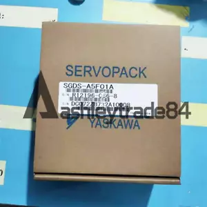 Ein neuer Yaskawa SGDS-A5F01A Servotreiber - Bild 1 von 1