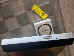 HP Pavilion DV7-4000 Series Optical Drive Bezel / Faceplate 3KLX900 - Picture 1 of 4