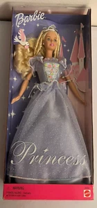 Princesa Barbie 28264 2000 vestido púrpura brillante corona rubia - Imagen 1 de 2