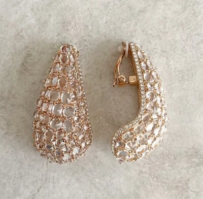 Joan Boyce 玫瑰金透明水晶吊坠耳环 — 第 1/4 张图片
