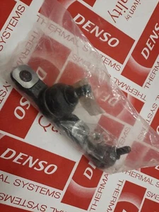 GENUINE FRONT LOWER BALL JOINT RIGHT FOR LEXUS IS300H IS250 IS200 MK3 2014-2020 - Picture 1 of 2