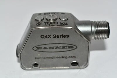 NEW Banner Engineering Q4XFKLAF610-Q8 Q4X, Laser Field Sensor, Range 610 mm, 10- - Image 1 of 4