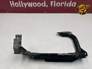 2016-2020 JAGUAR XF XE RADIATOR SUPPORT LEFT SIDE TIE BAR BRACKET (GREEN) OEM - Picture 1 of 14