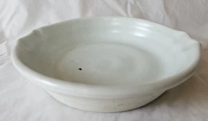 Lovely Byron Temple studio pottery dish, Leach interest, with artist monogram - Picture 1 of 10