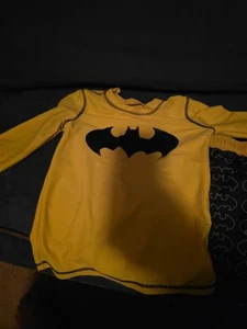 Boys Batman Shirt Trunks And Additional Trunks 4T - Picture 1 of 5