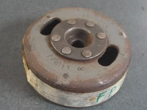 KAWASAKI KE125A7 8081 21050-016 ROTOR FLYWHEEL 13680 - Imagen 1 de 5