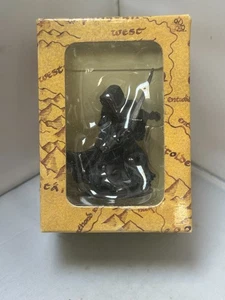 Eaglemoss  Lord Of The Rings Collectors Models 19 RINGWAITH AT BREE - Picture 1 of 2