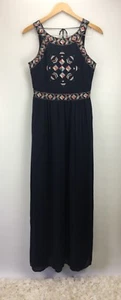 Cupcakes and Cashmere Embroidered Maxi Dress Sleeveless Sheer Hem Size 4 (H521) - Picture 1 of 4