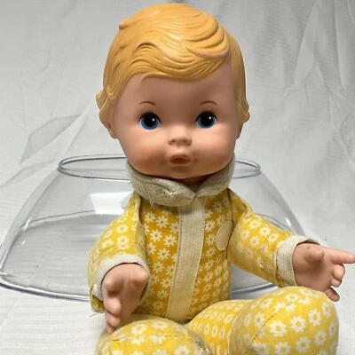 Muñeca bebé Fisher Price 1975 rubia miel niñera 208 vintage flor amarilla 15 Foto 1 de 4