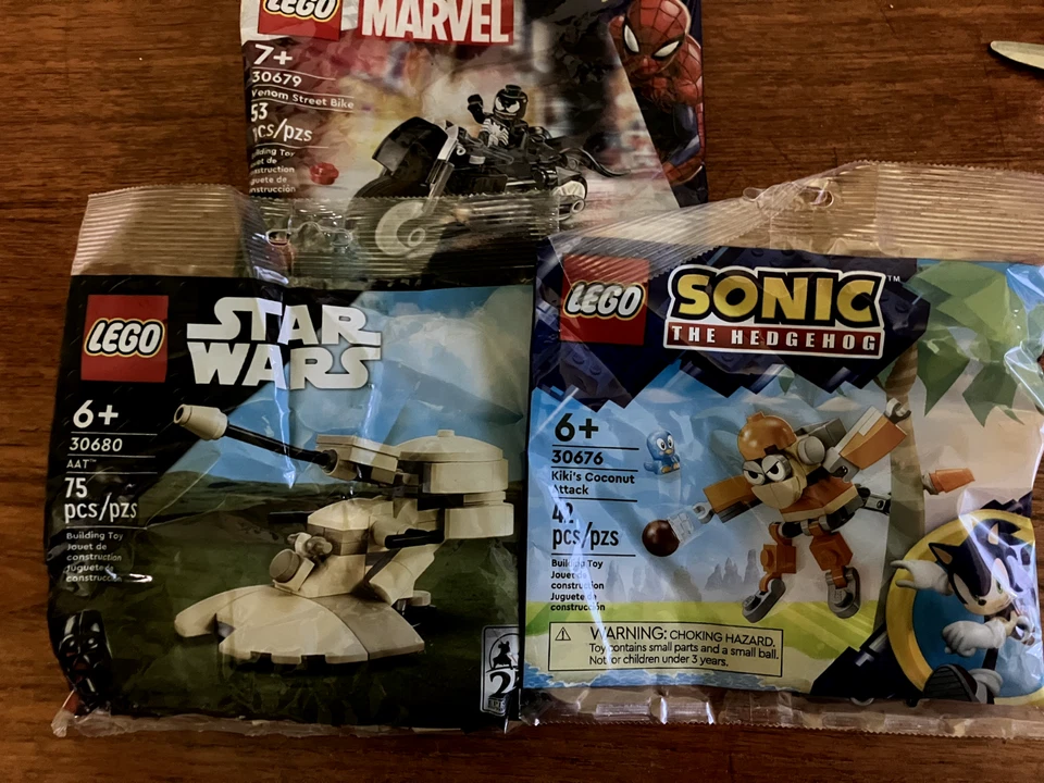 Lote LEGO 3 Polybags 30676 30680 30679 Star Wars Sonic Spiderman - Imagem 1 de 1