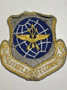 USAF Military Airlift Command MAC Military Uniform Patch - Picture 1 of 2
