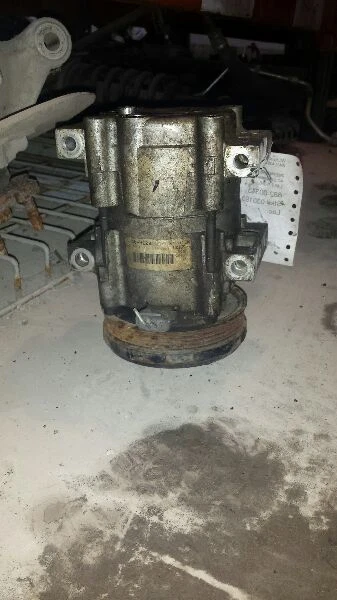 交流电压缩机集成交流 4-140 适合 92-93 TEMPO 83086 — 第 1/1 张图片