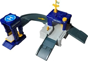 Motormax Diorama Police Station 76747, Complete with all parts - Picture 1 of 3