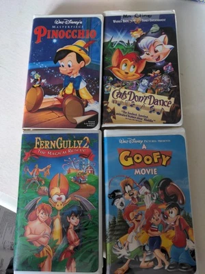 lot of 4 Disney VHS tapes fern gully 2, a goofy movie, Pinocchio And cats don't - Image 1 of 4