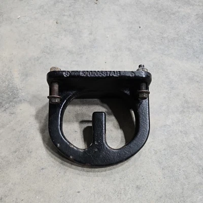 Gancho de remolque delantero izquierdo o derecho Ram 2500 3500 Mopar OEM, 52020587AB Foto 1 de 4