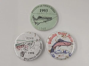 Vintage Lot Of Three Pinback Buttons Advertising Wellsville NY Trout Derby - Picture 1 of 6