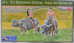 Gecko Plastic Kit Model  60' 70's  Vietnamese Children Puppy  1:35 Scale - Picture 1 of 1