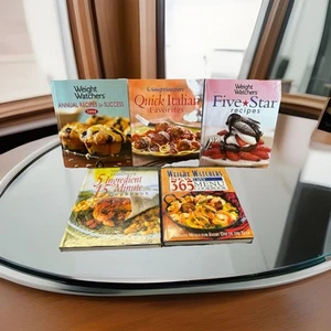 ✅Lot of 5 Weight Watchers HC Cookbooks ~ Italian Favorites, Five Star Recipes - Picture 1 of 2