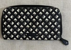 Portafoglio Vera Bradley in ecopelle bianco e nero motivo geometrico - Foto 1 di 8