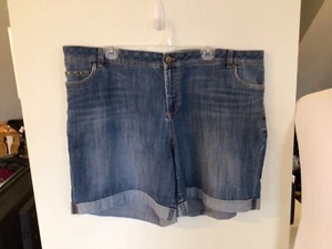 Sonoma pantaloncino donna taglie forti 22 denim elasticizzato blu medio lavaggio rivetti - Foto 1 di 4