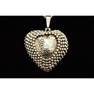 Vintage Heart Pendant Necklace Chunky Heavy Silver Modernist Chain NOS 1980s 9A - Picture 1 of 12