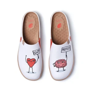 Women Size 5-10.5 UIN Slip On Shoes Canvas Comfortable Slipper "Love Wins" - Picture 1 of 16