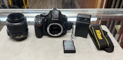 Nikon D5200 24.1MP DSLR Camera Black w/ DX AF-S Nikkor 18-55mm Lens Kit - Image 1 of 4