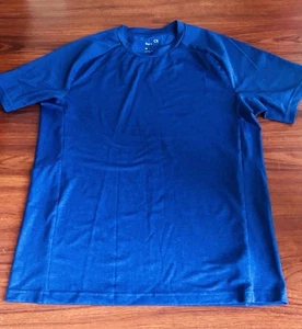 Gap FIT Mens Medium Performance Short Sleeve T-Shirt Blue Crew Neck Tee - Picture 1 of 8