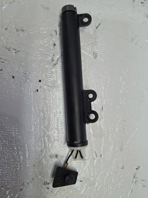 2013 Dodge Journey перчаточный ящик стоп поддержка - Изображение 1 из 2