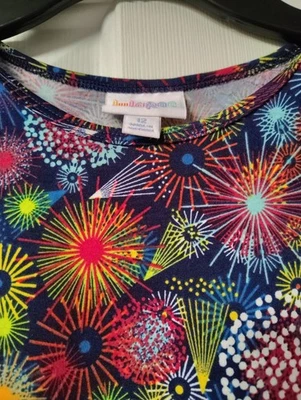 LuLaRoe Gracie 女孩儿童衬衫 12 码全新无标签 A23 — 第 1/4 张图片