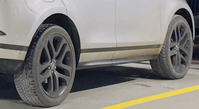 Land Rover Evoque Winterreifen 21 Zoll 245/45/104W 1 Winter gefahren - Bild 1 von 2