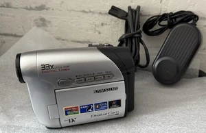 Mini-DV-Camcorder Samsung VP-D361 , 33x Opt.Zoom, 1200x Digital, Zubehörpaket - Bild 1 von 5