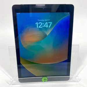 Apple iPad 6a generazione 32 GB 16.6.1 grigio siderale sbloccato MR6Y2LL/A - Foto 1 di 9