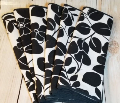 Pottery Barn Placemats Black & White Contemporary Floral Artsy Design Set of 6 - Image 1 of 4