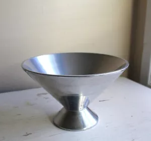 MW Metalworks poliertes Aluminium Silber Servierschale Schale Made in India Modernist - Bild 1 von 9