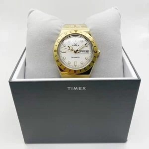 Timex Q Timex goldfarbener Stahl MOP weißes Zifferblatt Quarz Damenuhr TW2U95800VQ - Bild 1 von 6